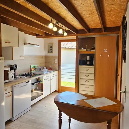 Au Bord Du